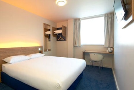 A double at the Travelodge Gatwick Airport Central