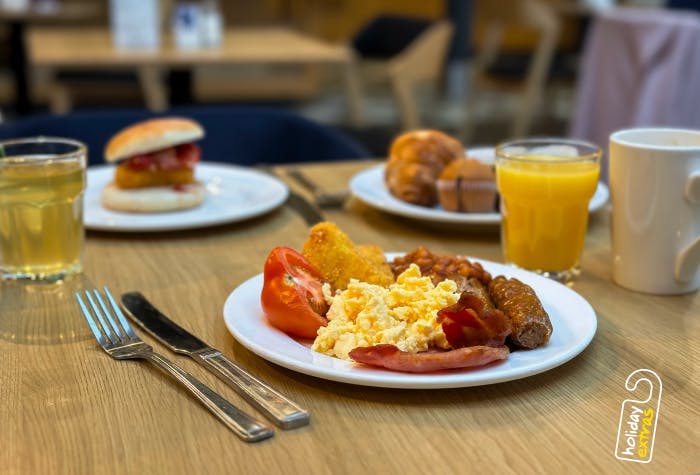 22 of Holiday Inn Express NEC with hotel parking & breakfast