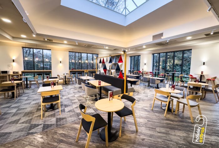 15 of Holiday Inn Express NEC with hotel parking & breakfast