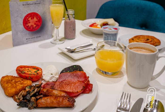 27 of Holiday Inn London - Gatwick Airport with hotel parking