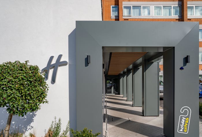 3 of Holiday Inn London - Gatwick Airport with hotel parking