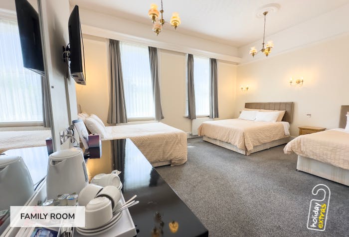 10 of Cambridge Standard Room with parking at the hotel