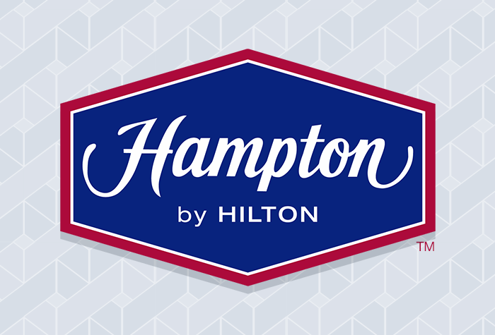 Hampton by Hilton with Maple Parking Meet & Greet logo