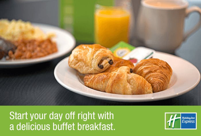 6 of Holiday Inn Express Birmingham South A45 with breakfast