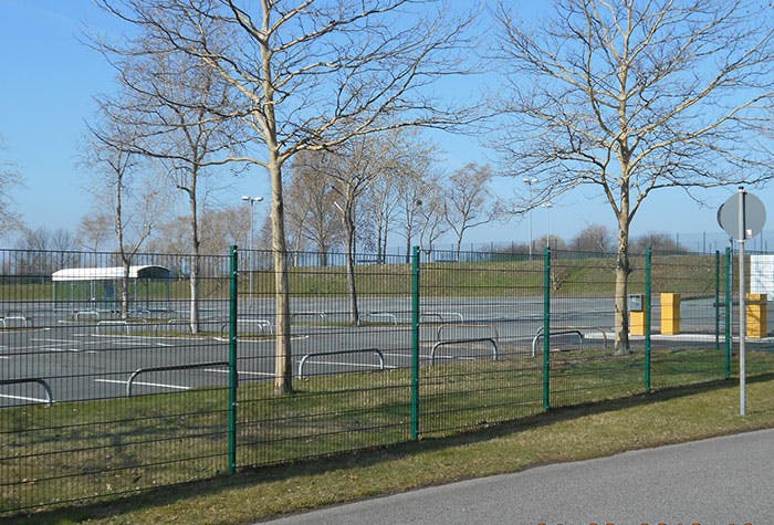Flughafen Dresden P4a Bestpreis Parken Außenparkplatz www.holidayextras.com