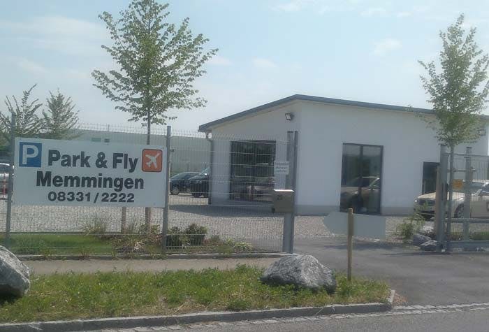 Park-gate Memmingen / Parkplatz Memmingen Flughafen www.holidayextras.com