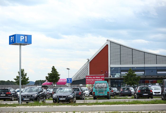 Parkgebühren Flughafen Memmingen Parken P1 www.holidayextras.com