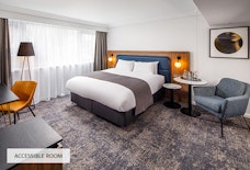 manchester crowne plaza accessible double room