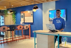 manchester ibis budget check in