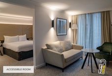 BHX Hilton Metropole accessible room