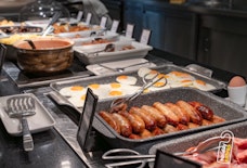 BHX Hilton Metropole Arbor hot breakfast