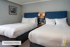 manchester doubletree by hilton standard accessible room