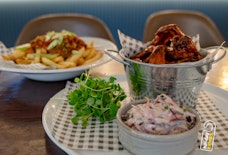 manchester doubletree by hilton standard bar cocktails