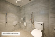 luton sparks by hilton accessible bathroom