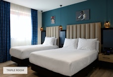 luton sparks by hilton standard triple room