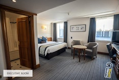 /imageLibrary/Images/6265 london heathrow airport thistle hotel 7 executive room