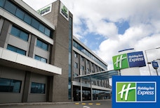 LHR Holiday Inn Express T5 with logo