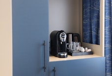 luton sadie hotel coffee machine
