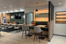 Luton Vale Hotel lounge