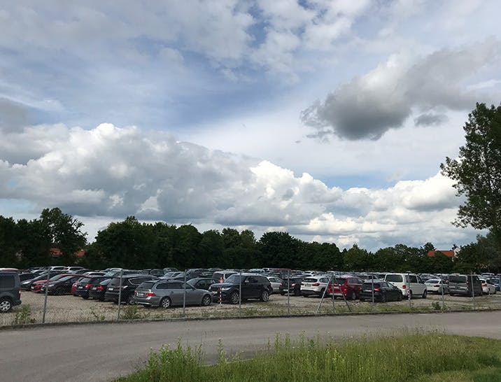 Parken Flughafen München Freising Angerstr www.holidayextras.com